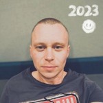 Dmitriy, 32