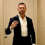 Aaron Bryon, 45 (2 ����, 0 �����)